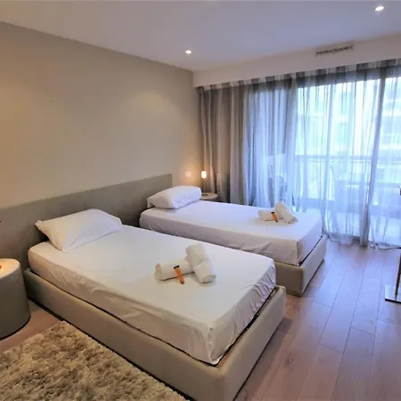 De Standing 100 M2, 100 Metres Croisette * Cannes