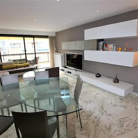 Appartement De Standing 100 M2, 100 Metres Croisette